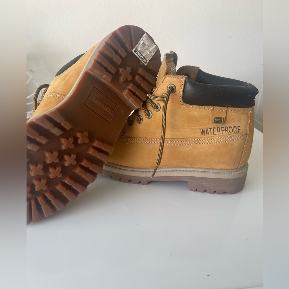 Work boots - Picture 2 of 3
